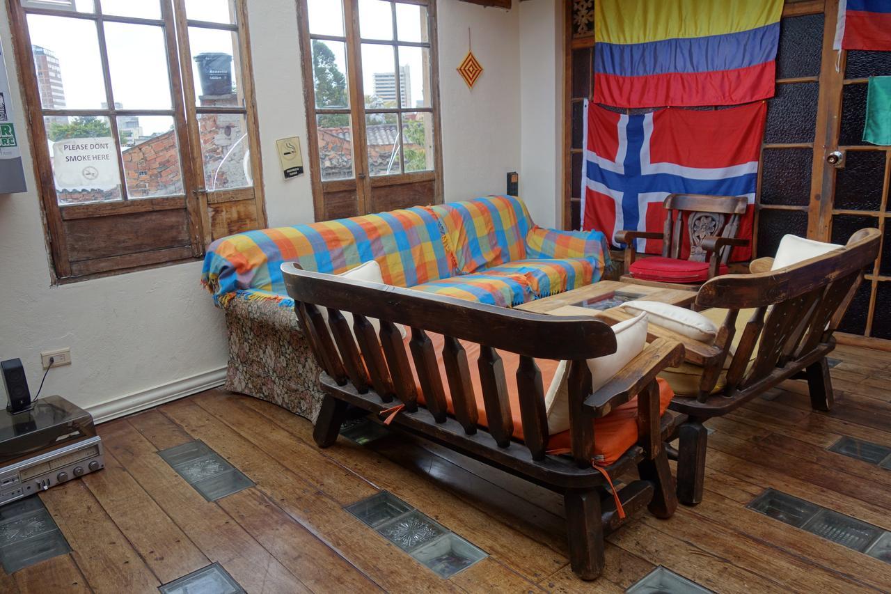 Casa Bellavista Hostel Bogota Luaran gambar